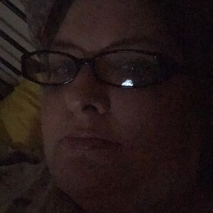 Meet your Posher, Myra